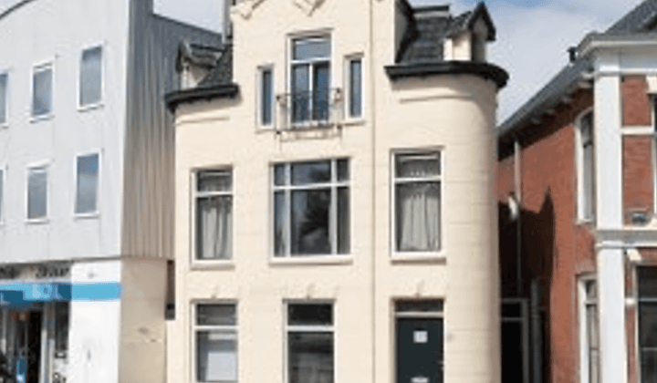 Studio · 23 m² · €894,-