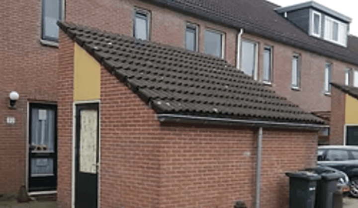 Huis · 100 m² · €1250,-