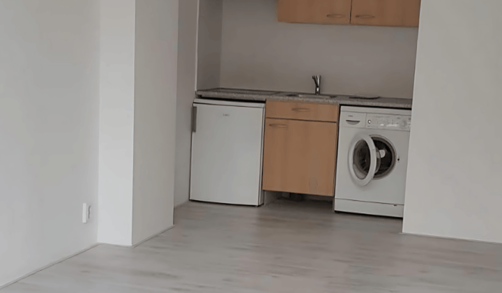Studio · 23 m² · €1100,-