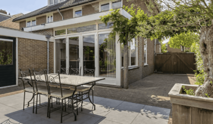 Huis · 170 m² · €4800,-