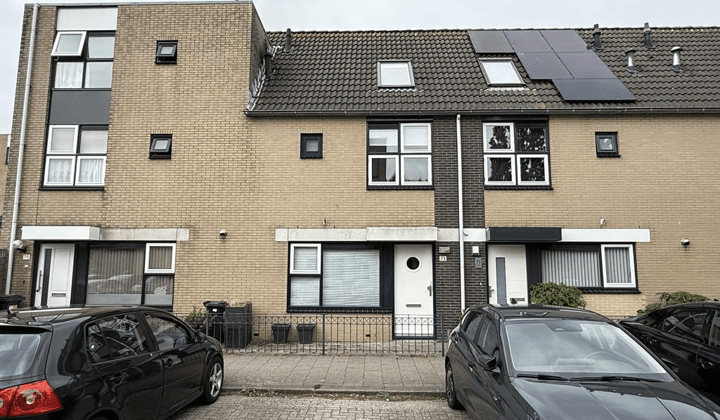 Huis · 106 m² · €2350,-