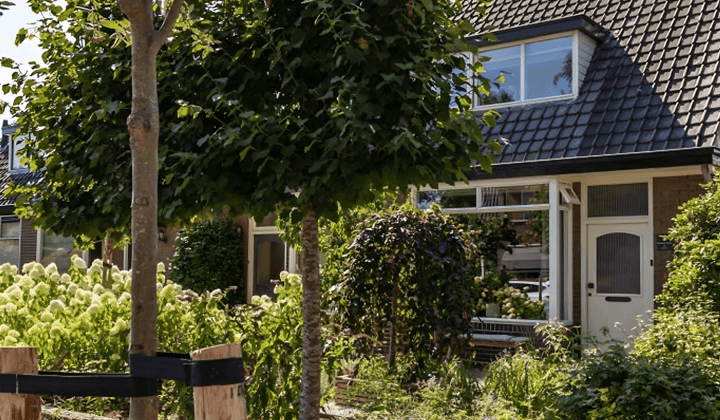 Huis · 105 m² · €2250,-