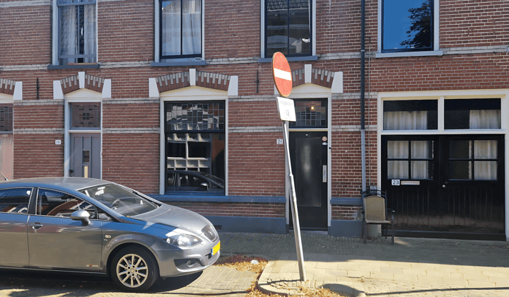 Kamer · 15 m² · €480,-
