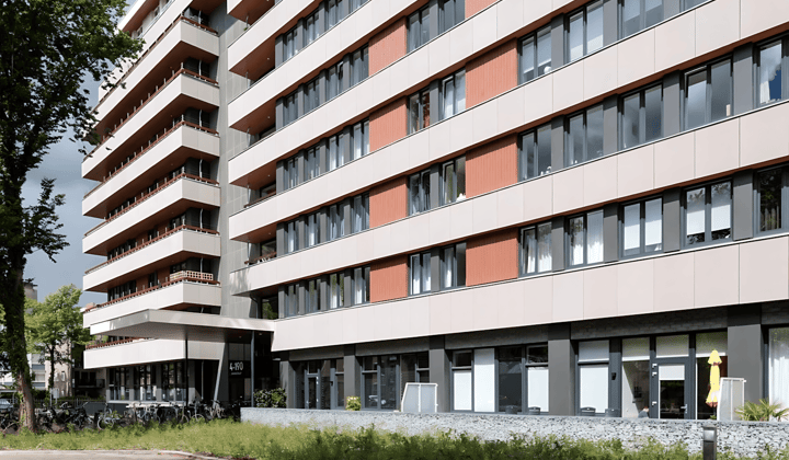 Appartement · 94 m² · €1880,-