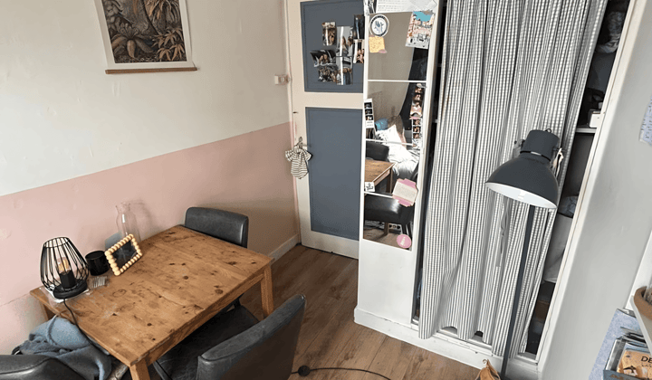 Kamer · 10 m² · €550,-