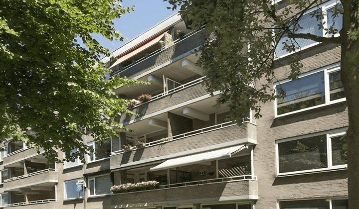 Appartement · 90 m² · €1585,-