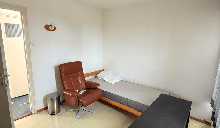Kamer · 20 m² · €900,-