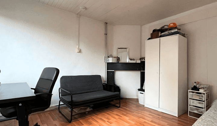 Kamer · 13 m² · €566,-