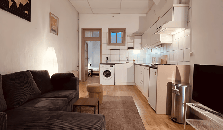 Appartement · 51 m² · €1250,-