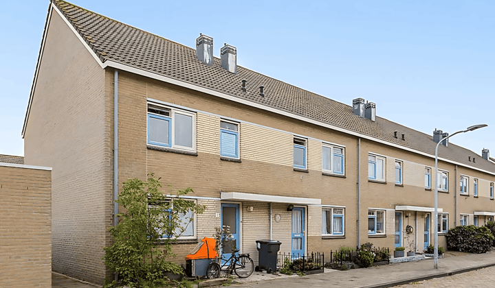 Huis · 118 m² · €2060,-