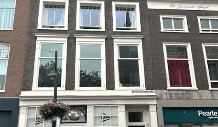 Appartement · 49 m² · €1712,-