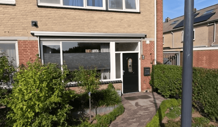 Huis · 115 m² · €2100,-