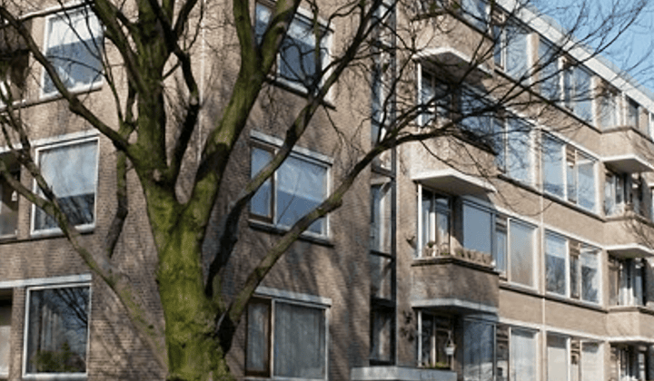 Appartement · 57 m² · €895,-
