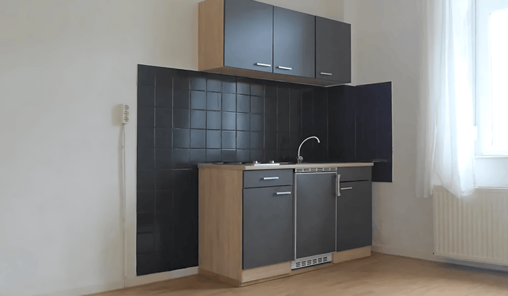 Kamer · 18 m² · €569,-