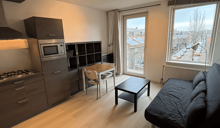 Appartement · 36 m² · €1430,-