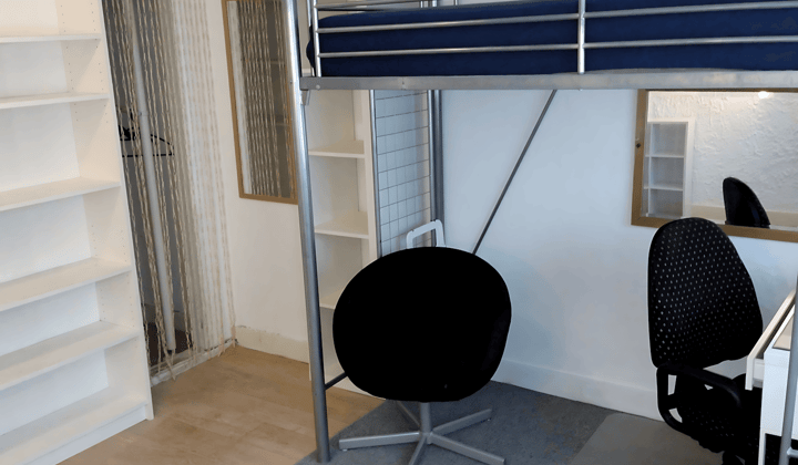 Studio · 16 m² · €450,-