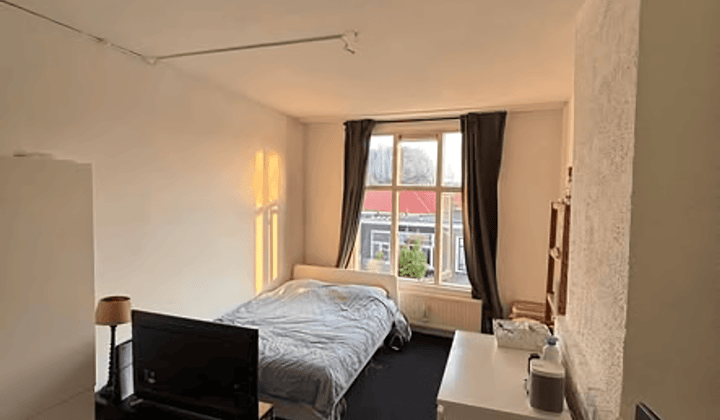 Kamer · 20 m² · €800,-