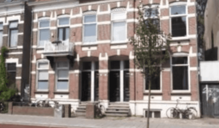 Studio · 31 m² · €895,-