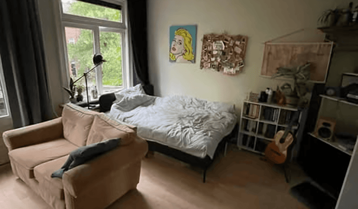 Kamer · 18 m² · €350,-