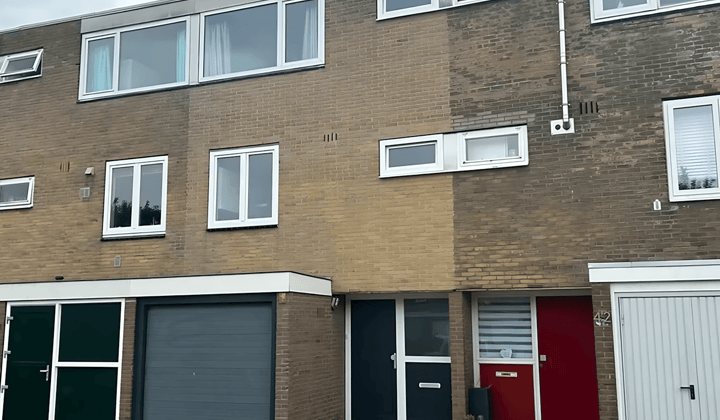 Huis · 99 m² · €1700,-