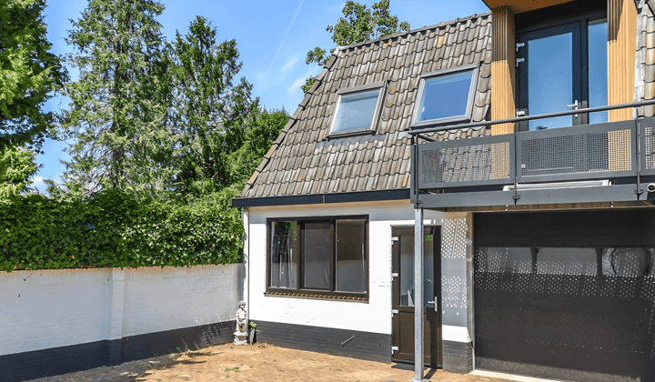 Kantoor · 77 m² · €1200,-