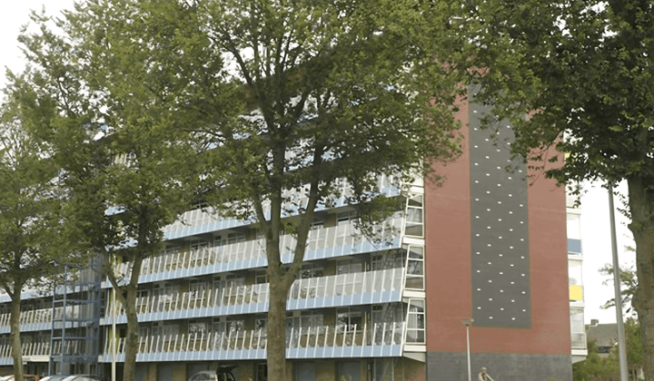 Kamer · 68 m² · €713,-