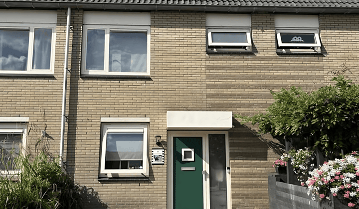 Huis · 72 m² · €764,-