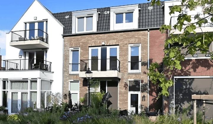Appartement · 61 m² · €1750,-