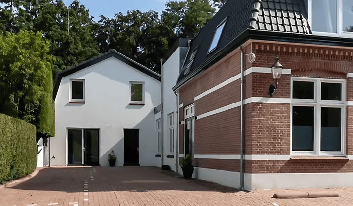 Appartement · 99 m² · €2450,-