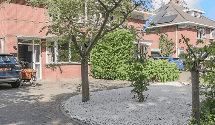 Huis · 150 m² · €2000,-