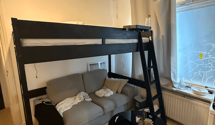 Kamer · 10 m² · €495,-