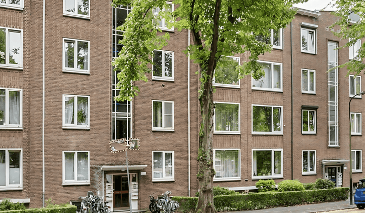 Appartement · 102 m² · €2000,-