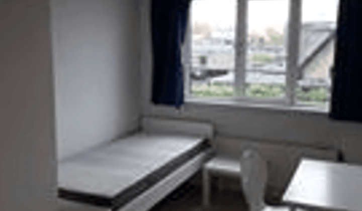 Kamer · 14 m² · €750,-