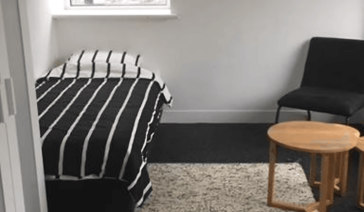 Kamer · 12 m² · €480,-