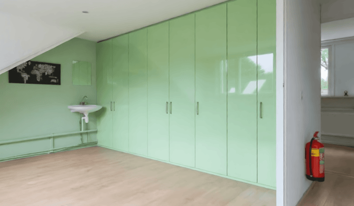 Kamer · 12 m² · €710,-