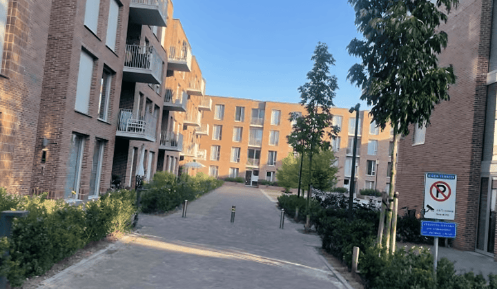 Appartement · 90 m² · €1799,-