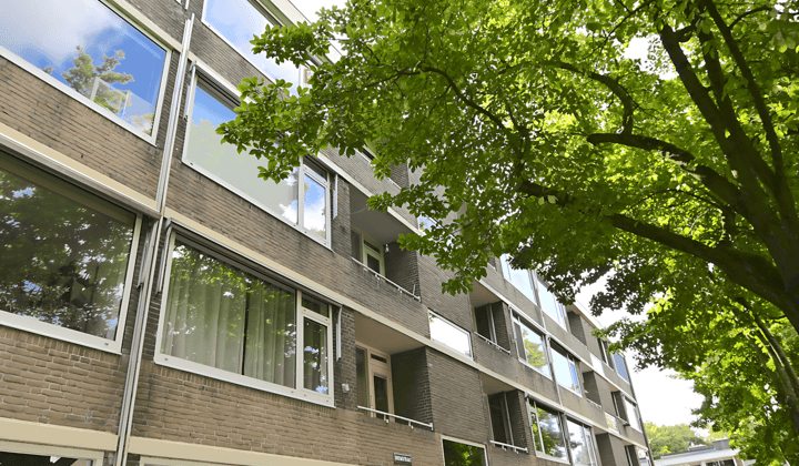 Appartement · 64 m² · €1630,-