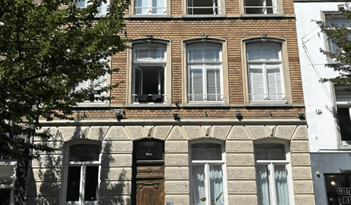 Studio · 30 m² · €913,-
