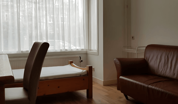 Kamer · 18 m² · €755,-