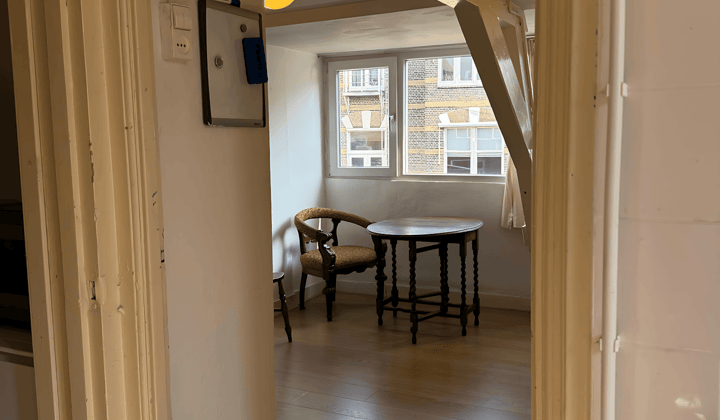Kamer · 16 m² · €795,-