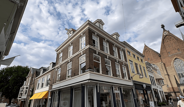 Appartement · 73 m² · €1700,-