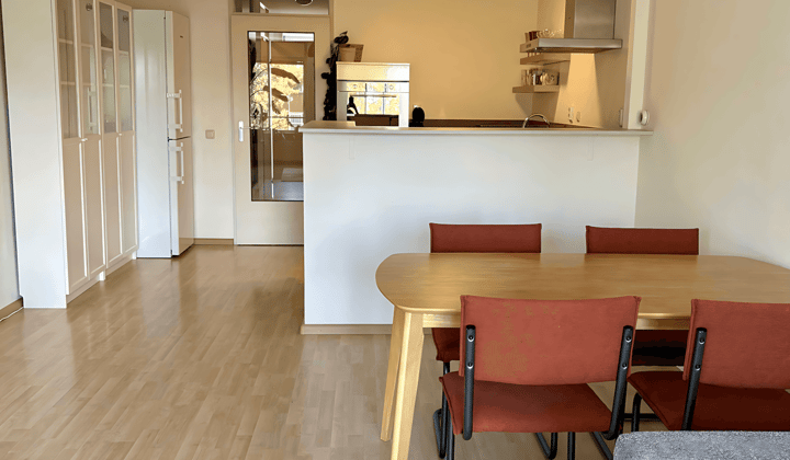 Appartement · 73 m² · €1950,-