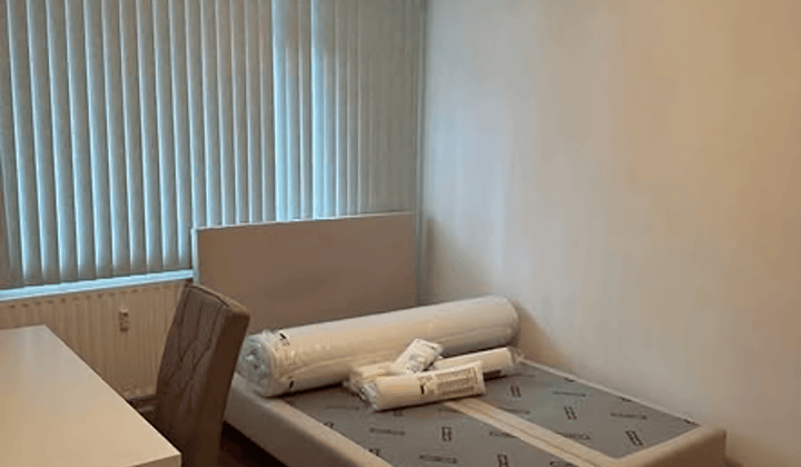 Kamer · 13 m² · €850,-