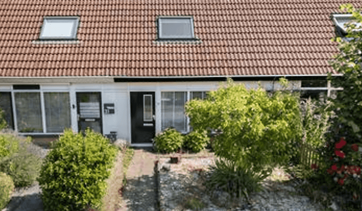 Huis · 90 m² · €1210,-