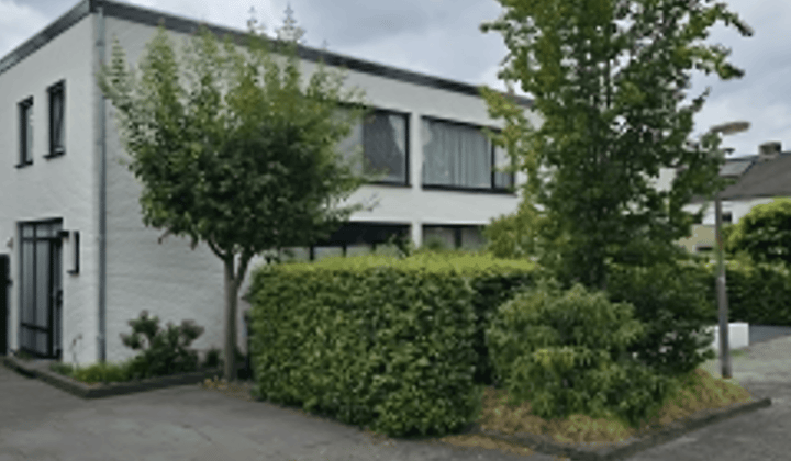 Huis · 126 m² · €2295,-
