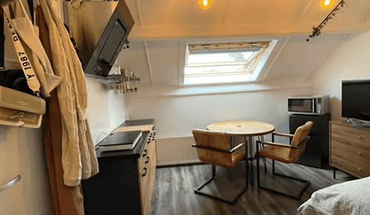Kamer · 25 m² · €640,-