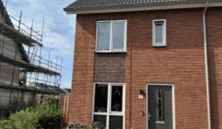 Huis · 180 m² · €1170,-