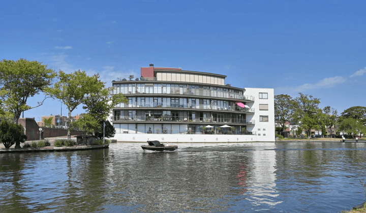 Appartement · 94 m² · €2300,-