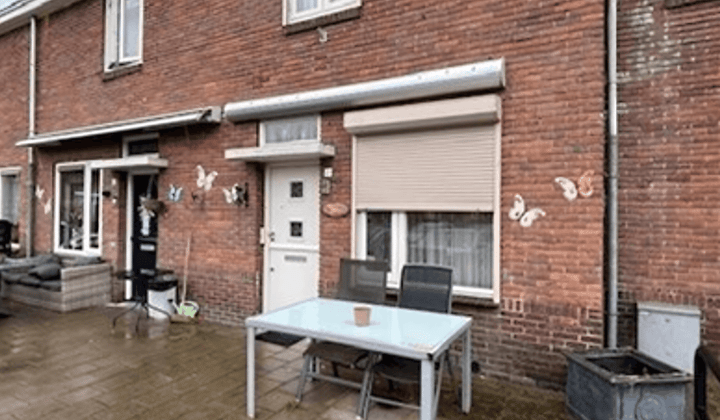 Huis · 77 m² · €710,-