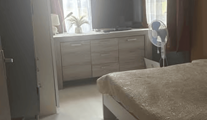 Kamer · 12 m² · €1000,-